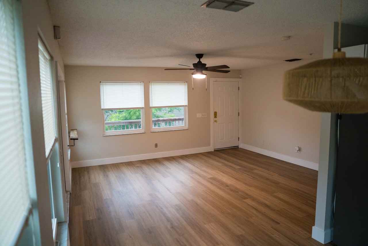 3961 Beach Dr Se #NA - Photo 5 of 20