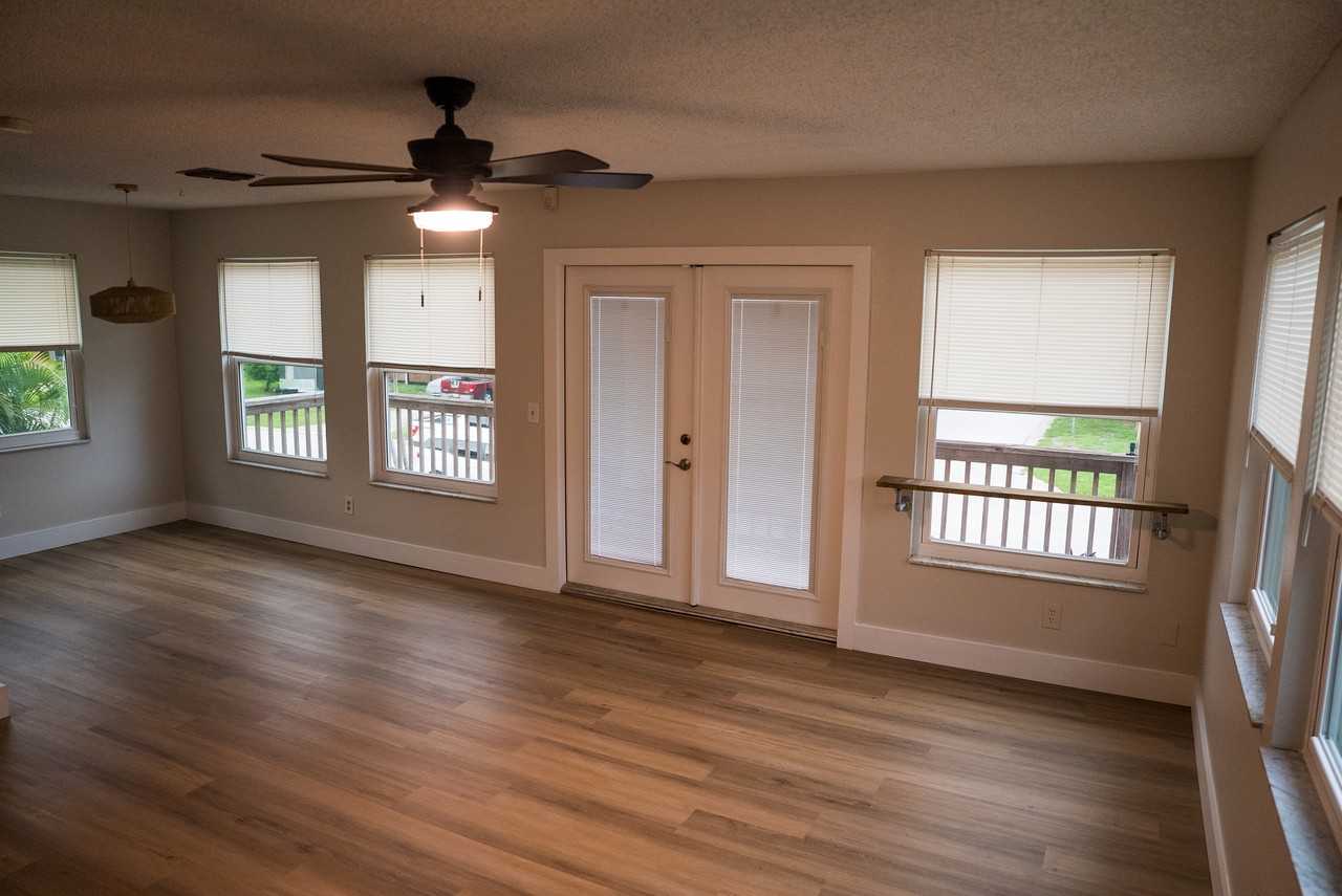 3961 Beach Dr Se #NA - Photo 6 of 20