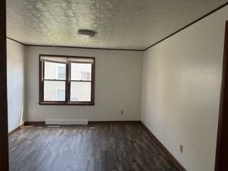 253 W Grand Ave House C #NA - Photo 4 of 13