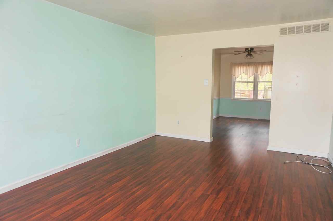 8564 Gradien Dr - Photo 3 of 23