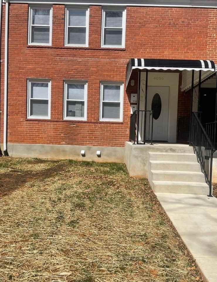3056 Edgewood St #1stFL