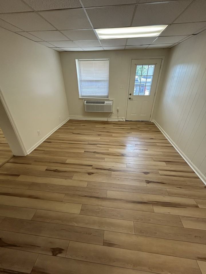 10 Brower Rd #102 - Photo 2 of 8