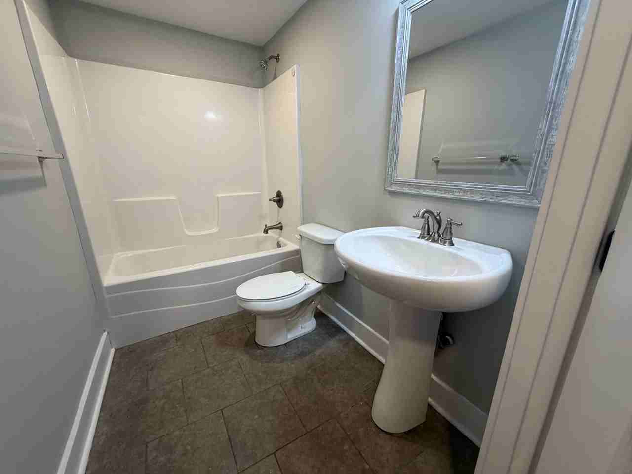 228 S Rocksprings St - Photo 5 of 7