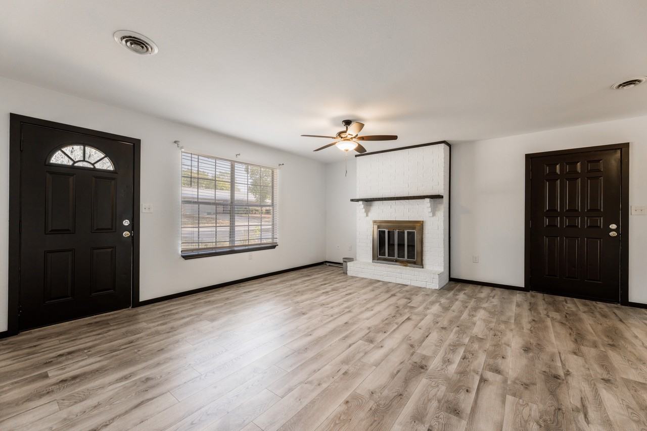 2717 W Meadowlark Dr #NA - Photo 2 of 19