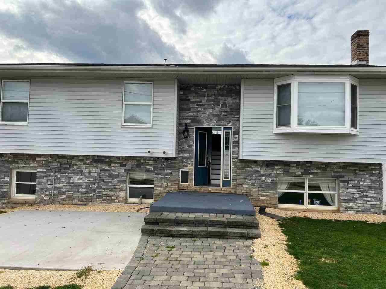 2103 Circleville Rd - Photo 7 of 14