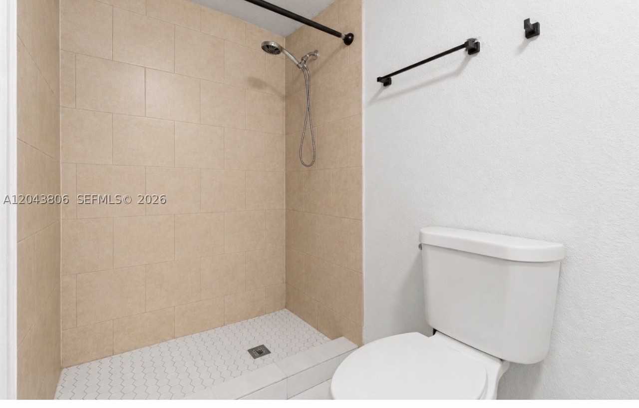 7573 Nw 12th Ct #3 - Photo 5 of 14