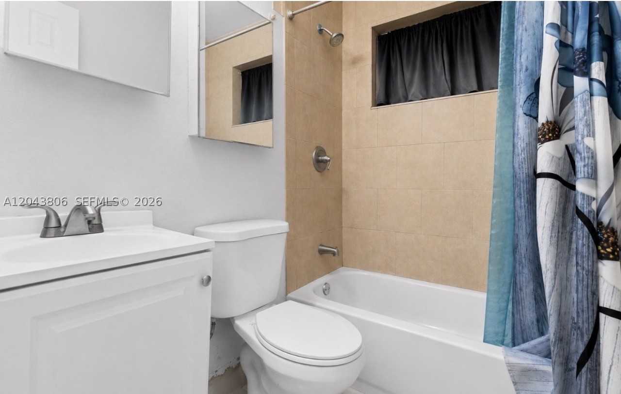 7573 Nw 12th Ct #3 - Photo 6 of 14