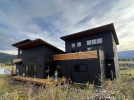 featured image of 340 Columbine St #NA