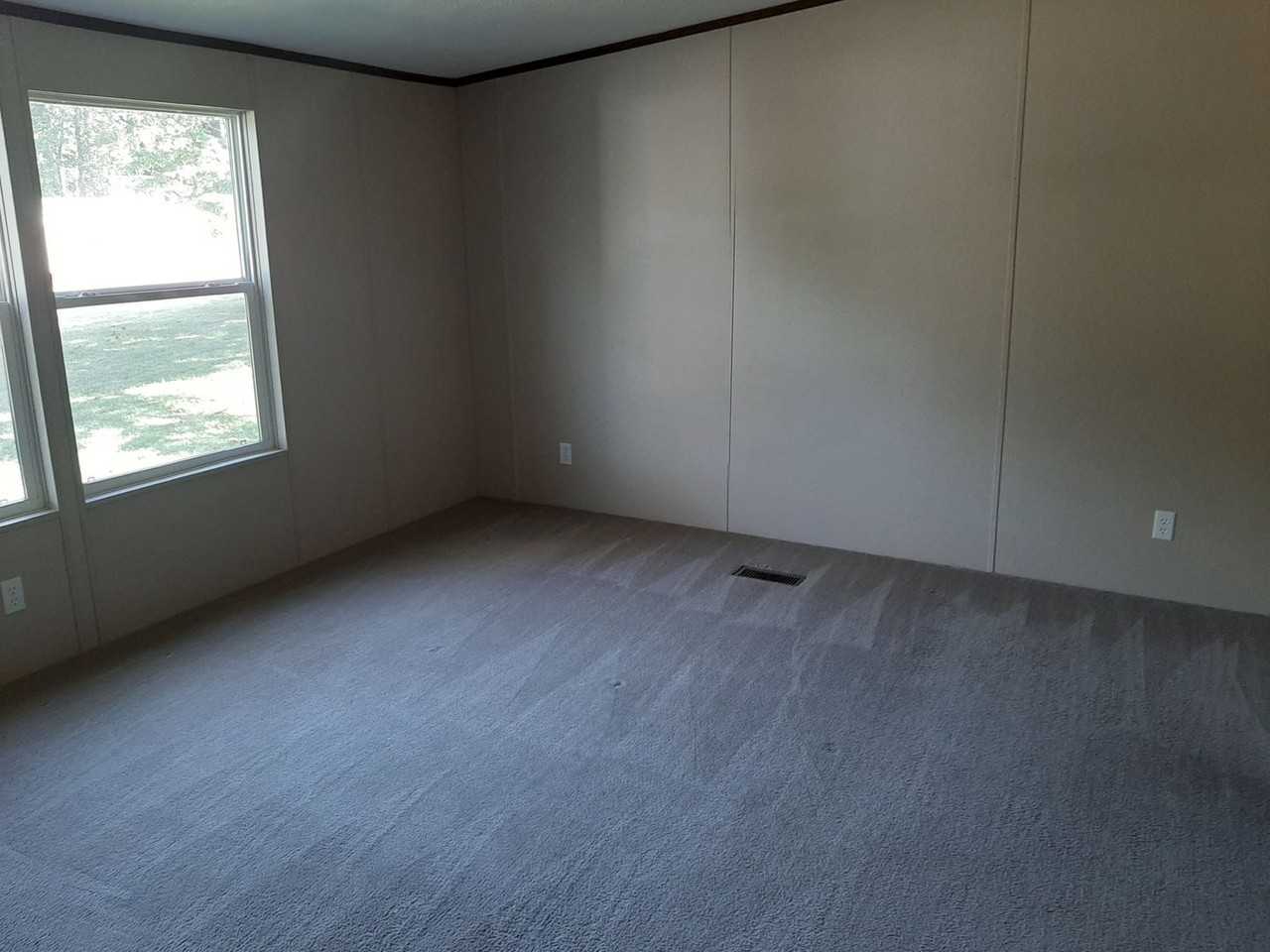 197 Brandenburg Dr - Photo 4 of 10