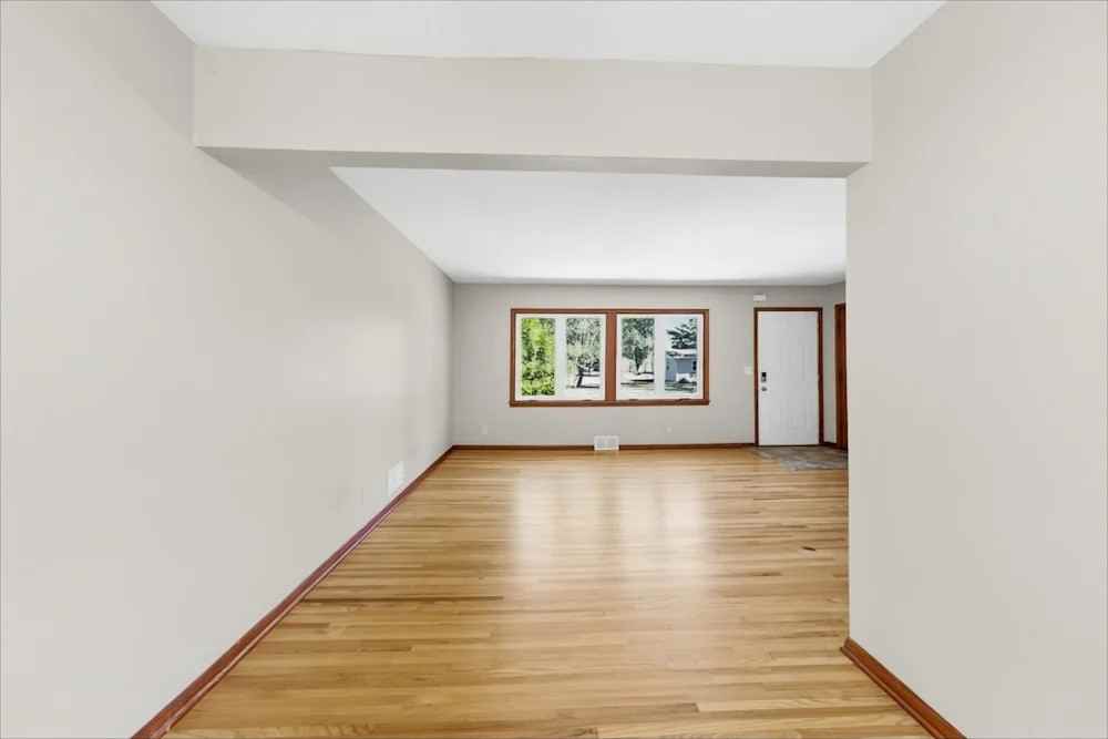 8617 Oakland Ave S #NA - Photo 4 of 17