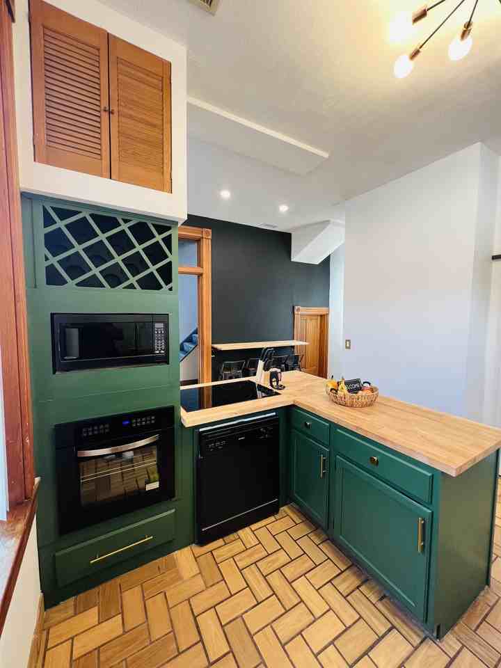 1718 Wickham Pl #NA - Photo 3 of 14