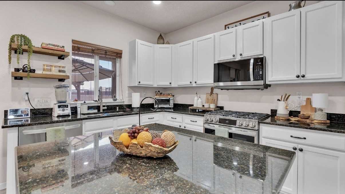 409 Vista Roja Pl Ne, Rio Rancho, Nm 87124 #NA - Photo 5 of 12