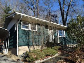 241 Sunset Dr - Photo 1 of 1