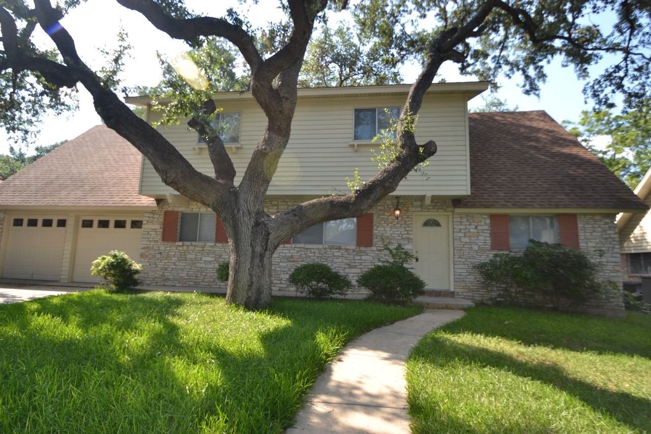 11615 Sandman St - Photo 2 of 41