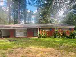 featured image of 2710 E Benwood Dr