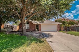 featured image of 437 Hillside Dr