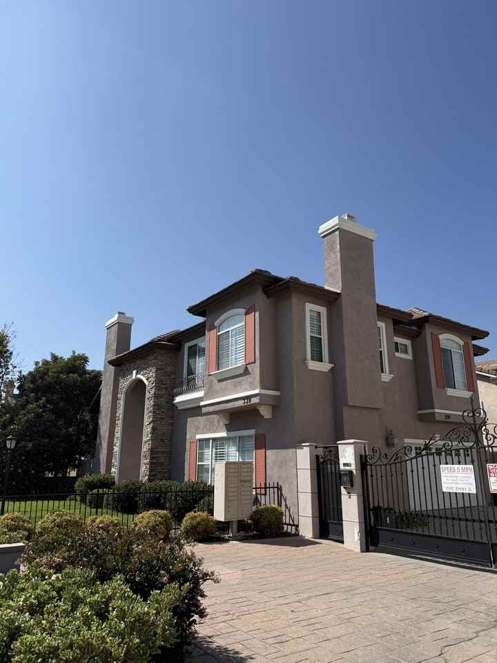 339 California St #NA - Photo 2 of 24