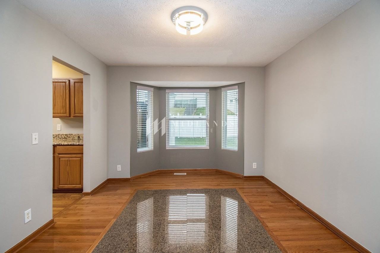 2605 Rahn Blvd - Photo 5 of 19