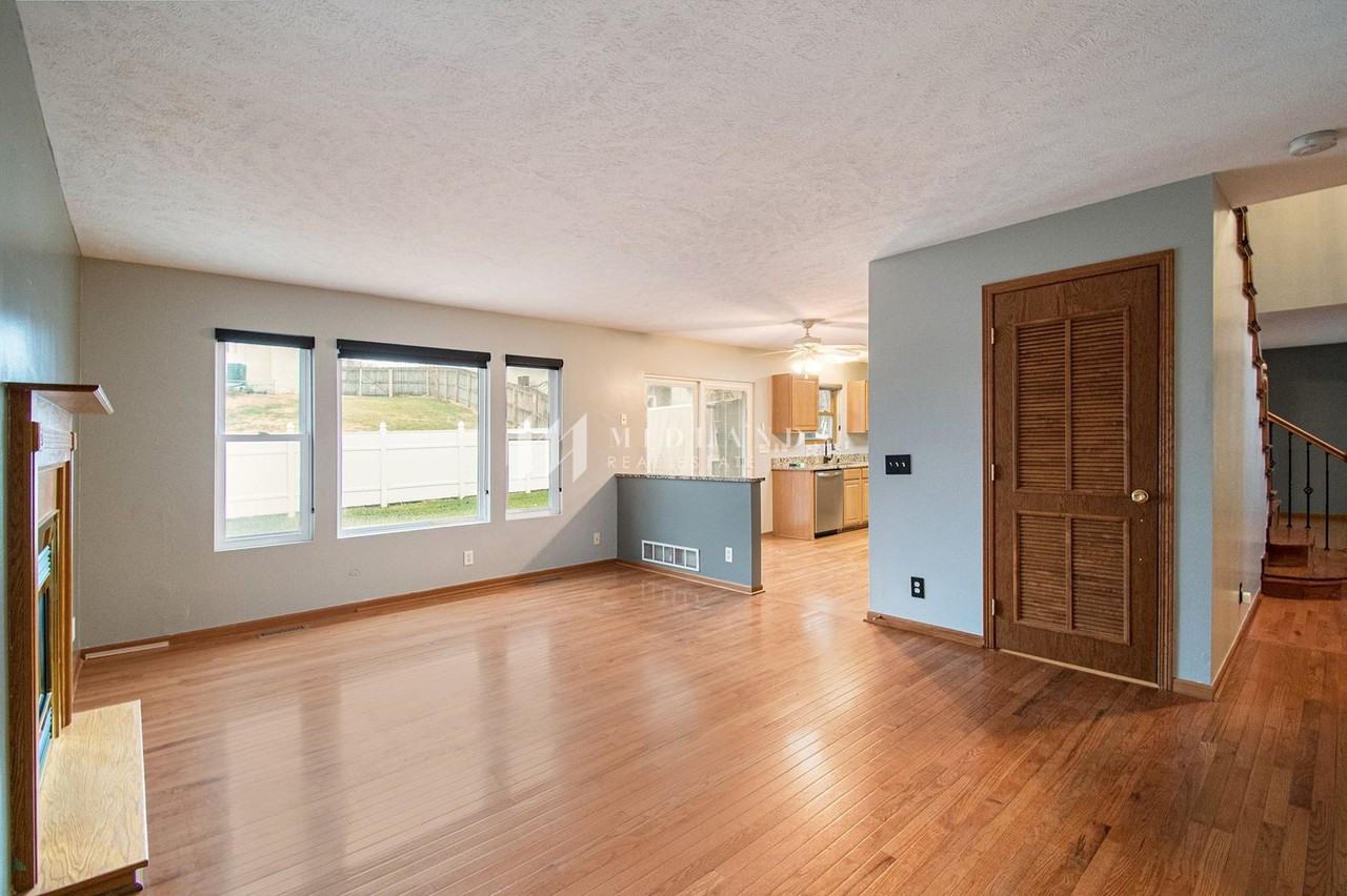 2605 Rahn Blvd - Photo 7 of 19