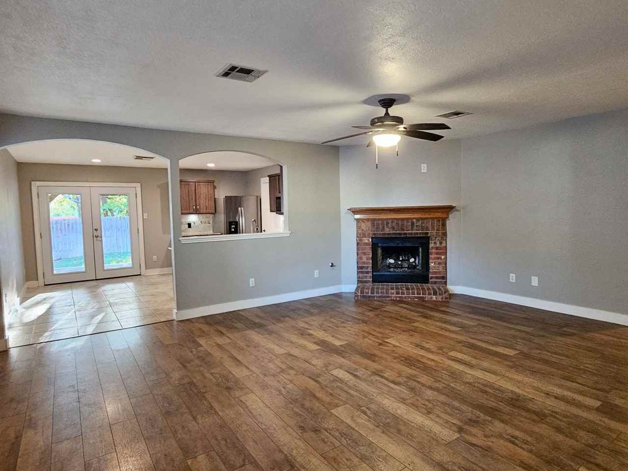 3932 Haleys Way - Photo 4 of 30