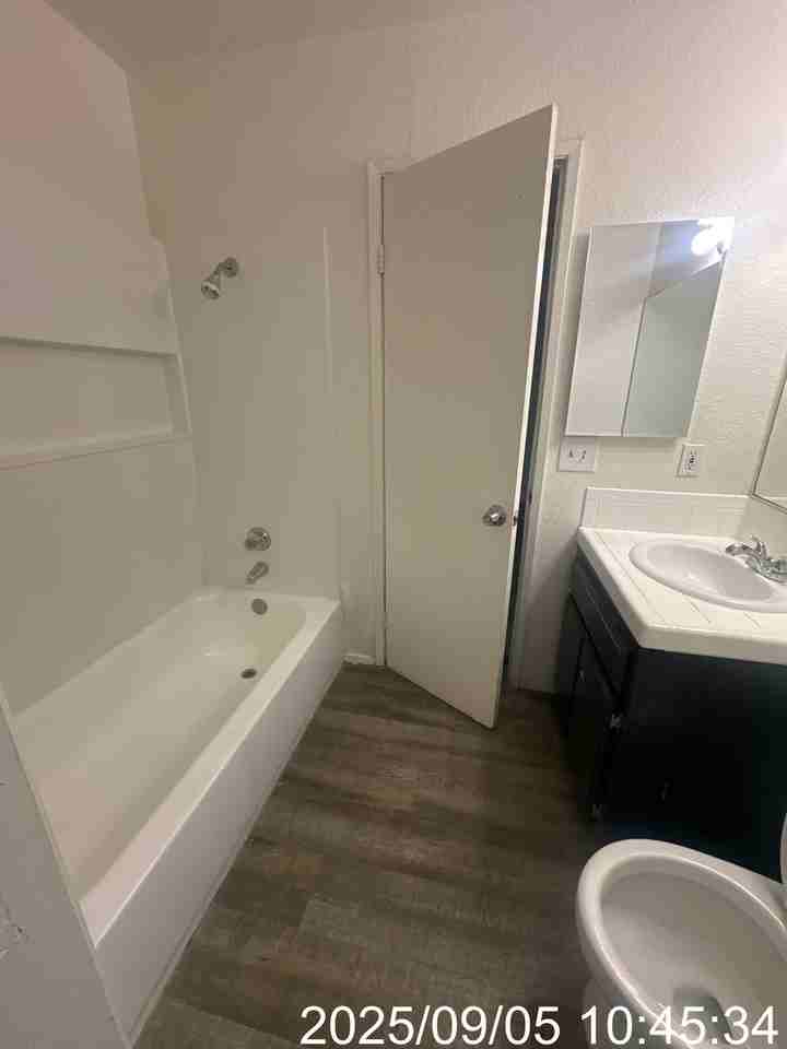 4701 Beechwood St - Photo 3 of 6