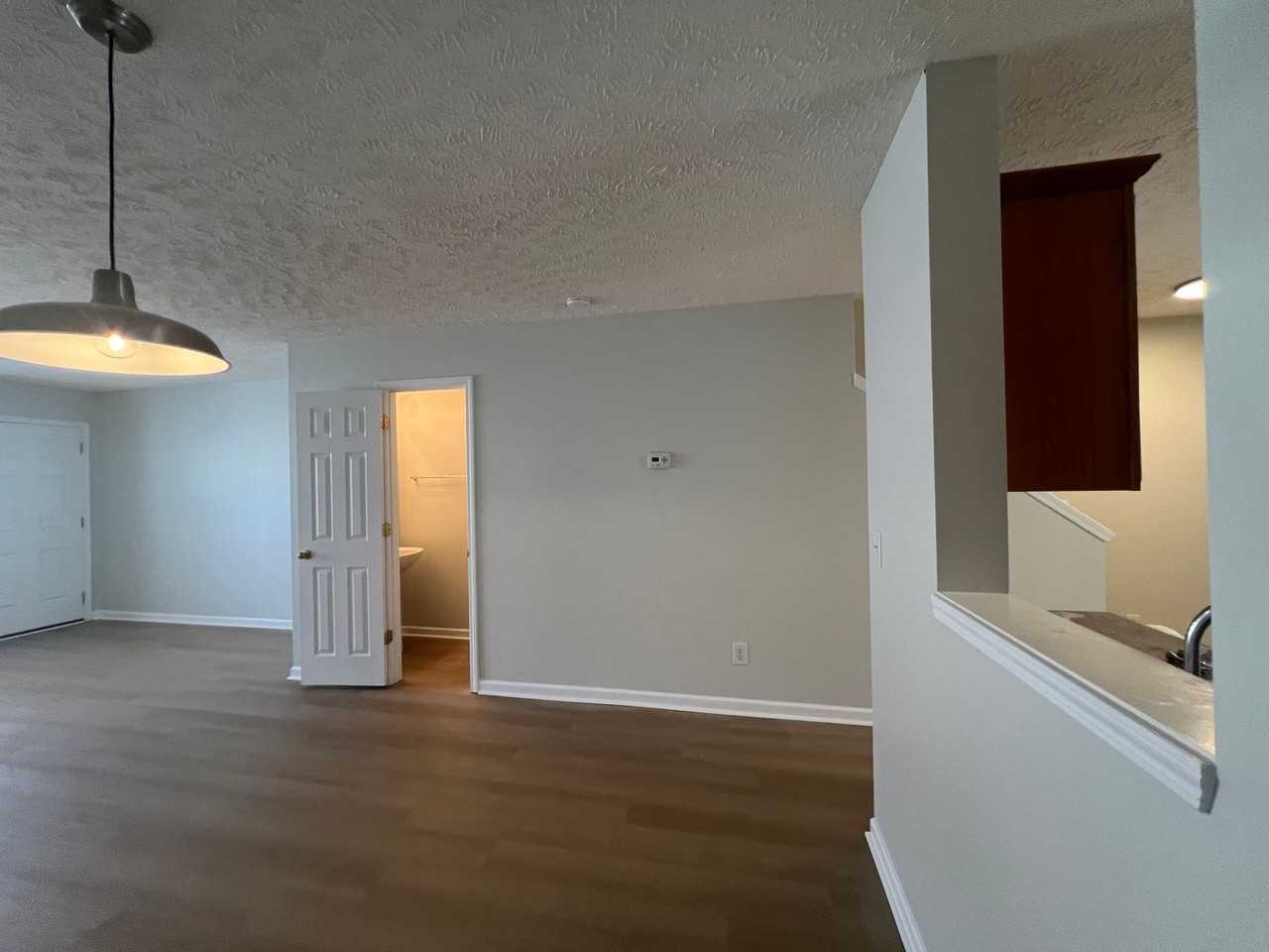 1407 Pleasant Ridge Rd - Photo 4 of 21