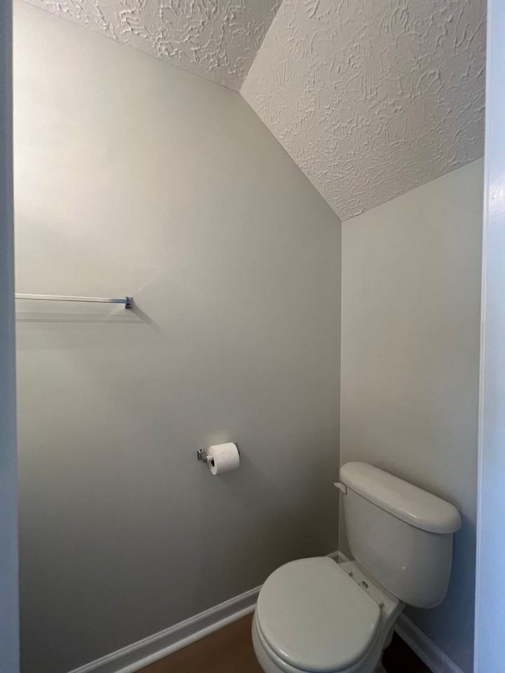 1407 Pleasant Ridge Rd - Photo 6 of 21