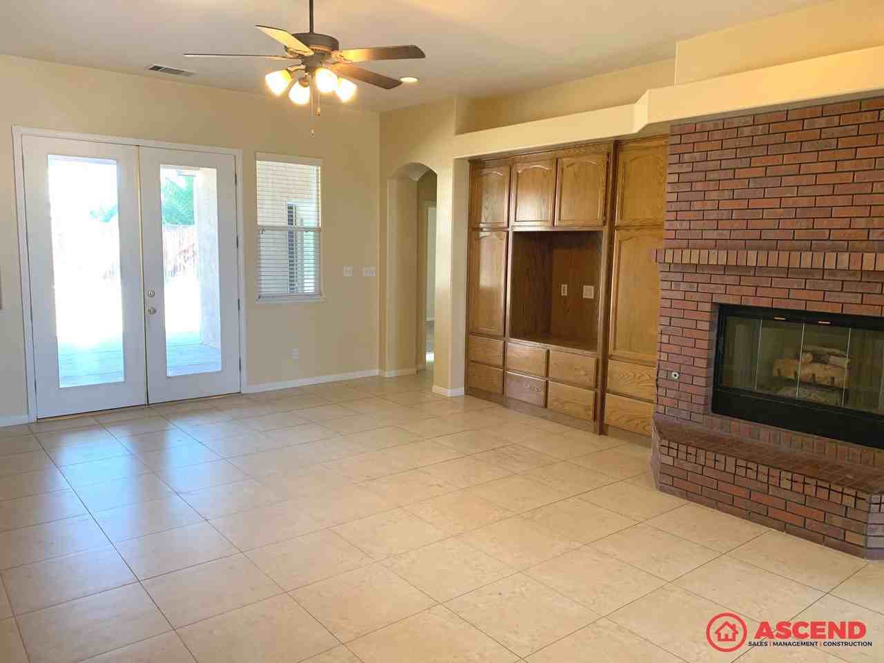 4506 Cherryrock Ave - Photo 2 of 10
