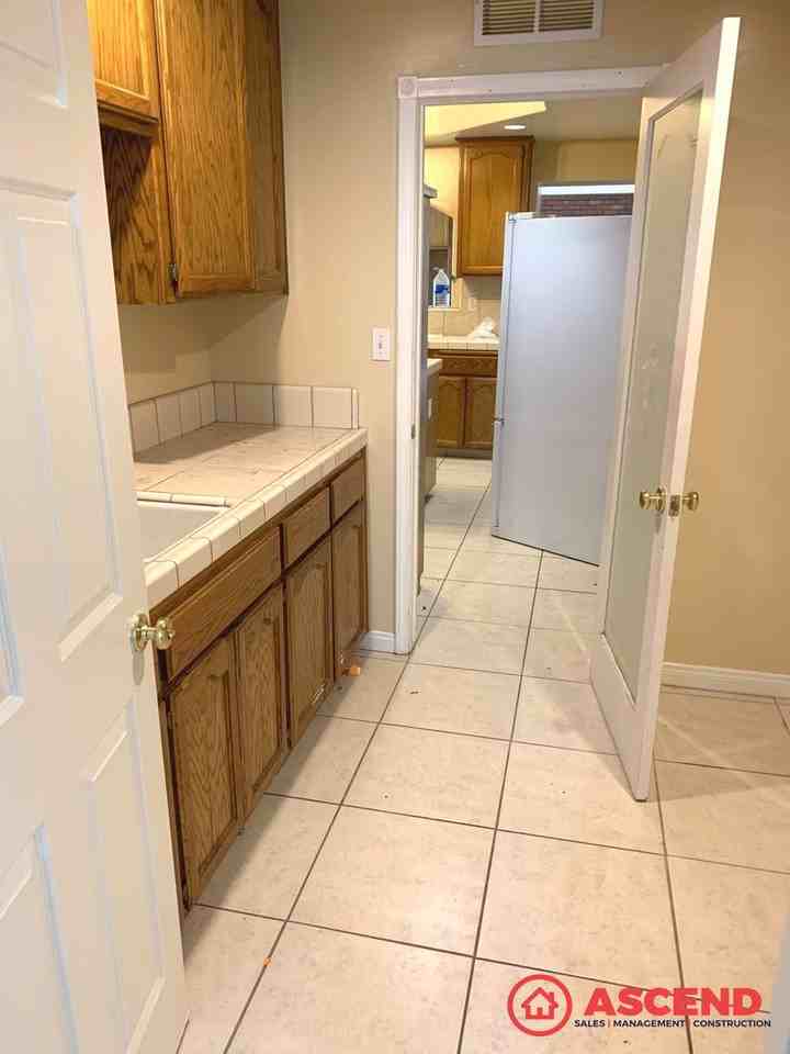 4506 Cherryrock Ave - Photo 4 of 10