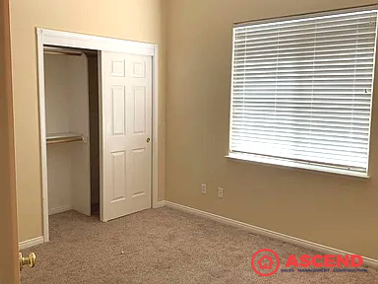 4506 Cherryrock Ave - Photo 7 of 10