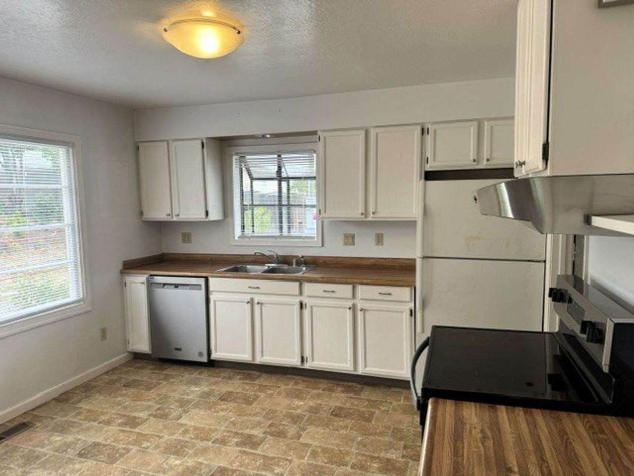 6701 Palm Ave - Photo 5 of 14