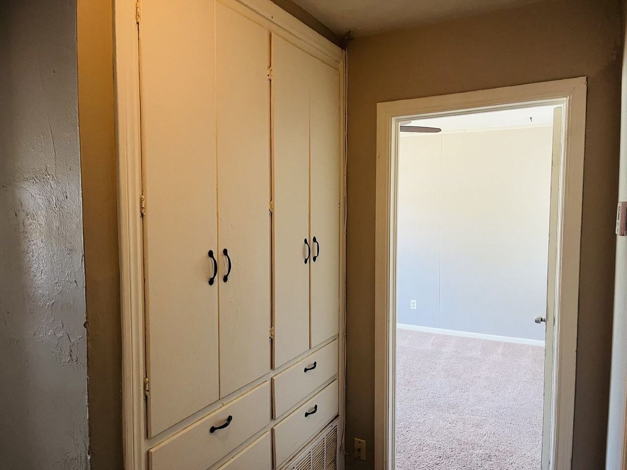 3029 W Fairfield Ave - Photo 4 of 11