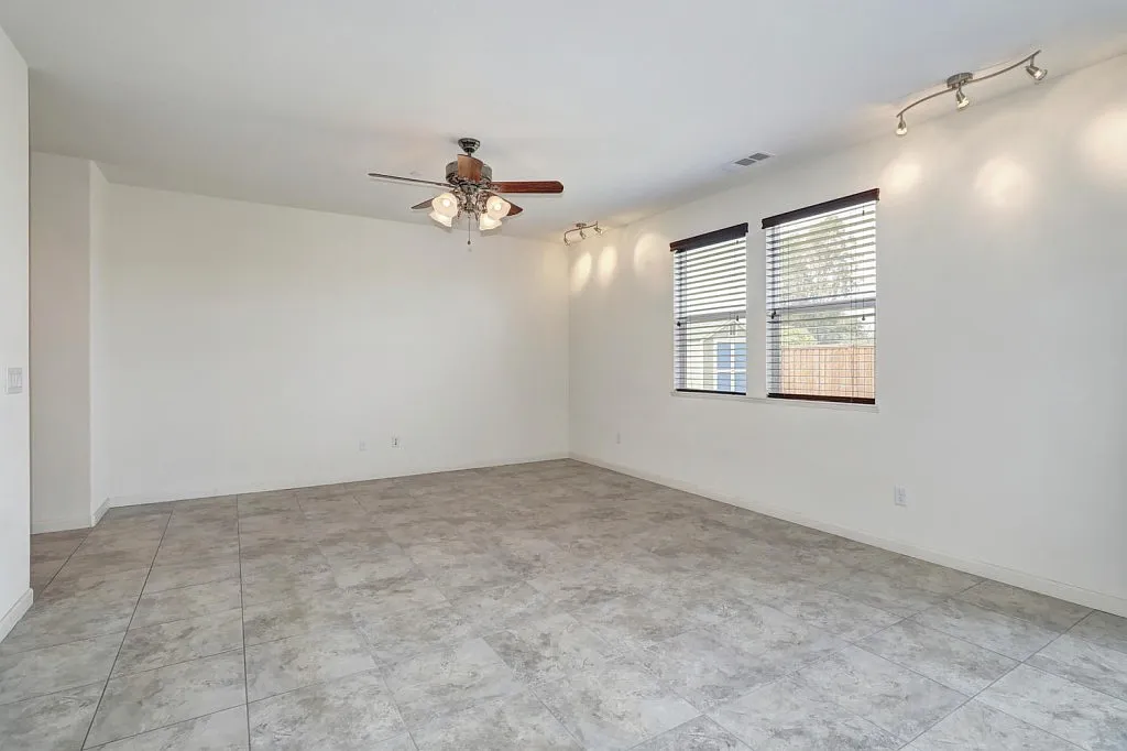 870 Dunbar Ct #NA - Photo 4 of 16