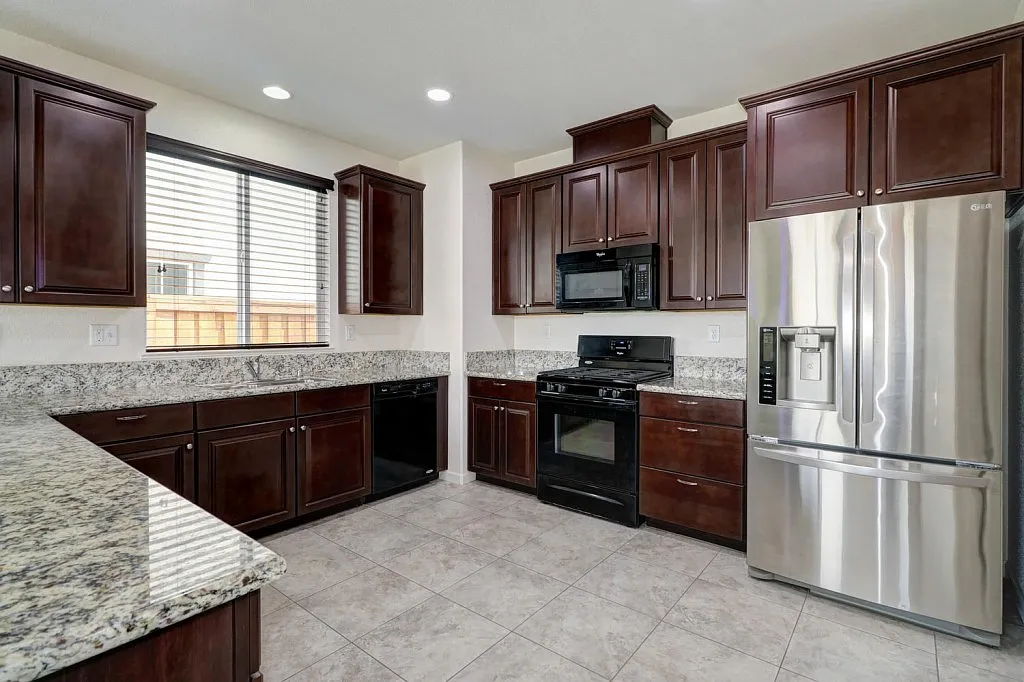 870 Dunbar Ct #NA - Photo 5 of 16