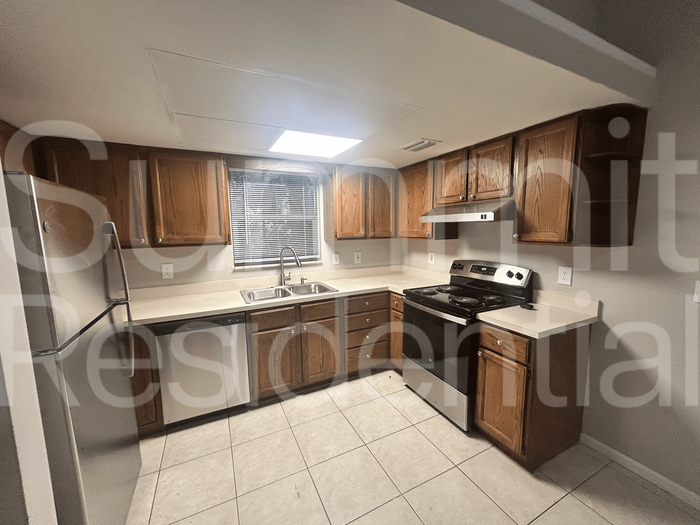 280 Hamilton Ave - Photo 6 of 16