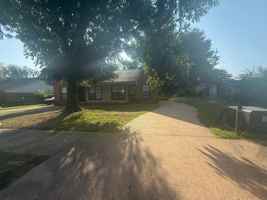 featured image of 3758 Clarke Rd