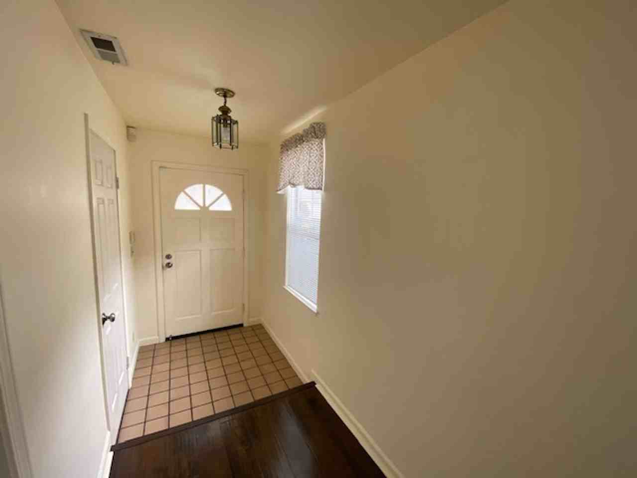 63 Glen Lake Dr - Photo 3 of 36