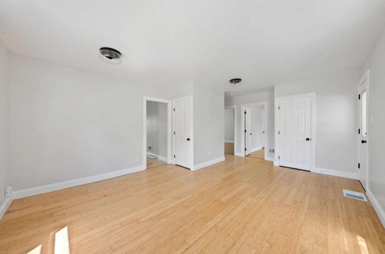 1282 Summit Dr - Photo 5 of 22