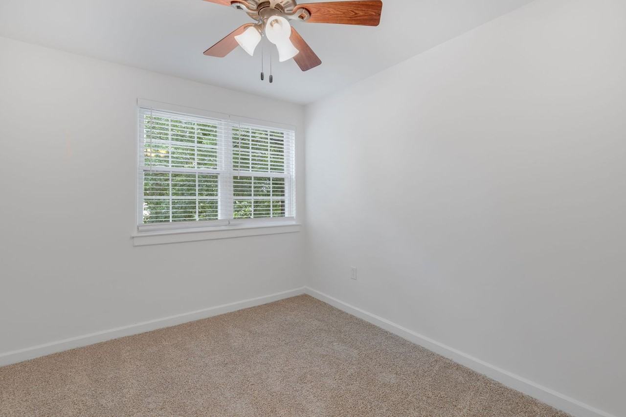 31 Faris Cir - Photo 7 of 14