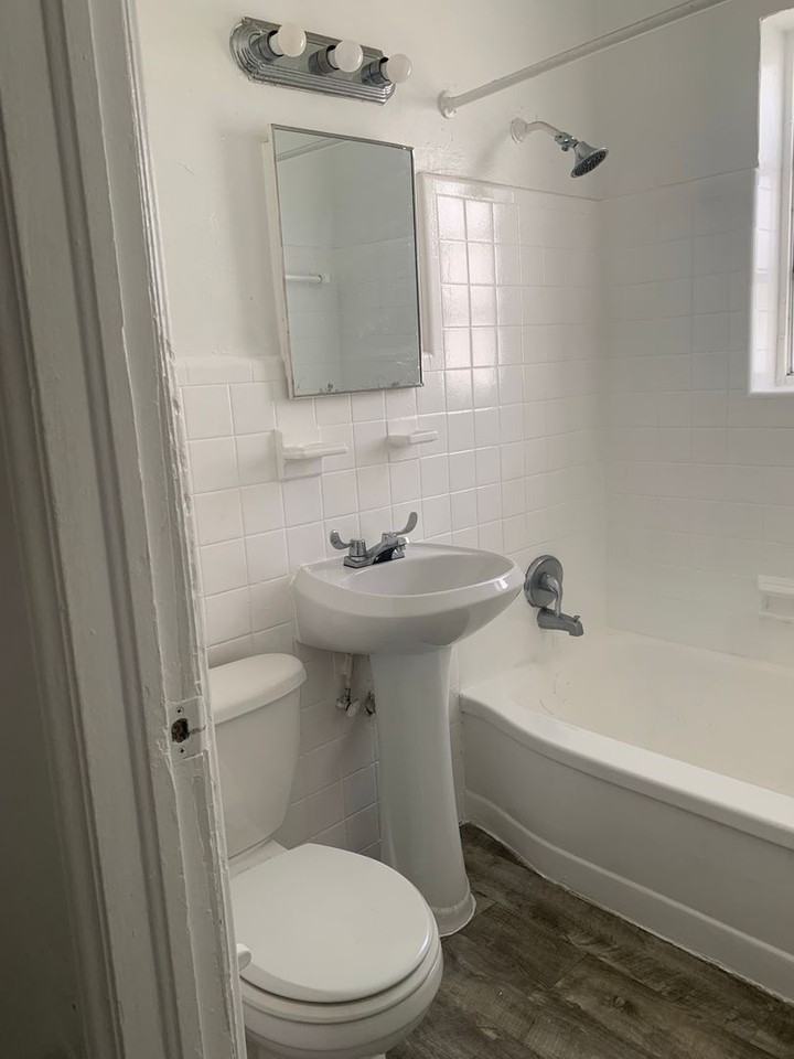 1350 Euclid Ave - Photo 6 of 9