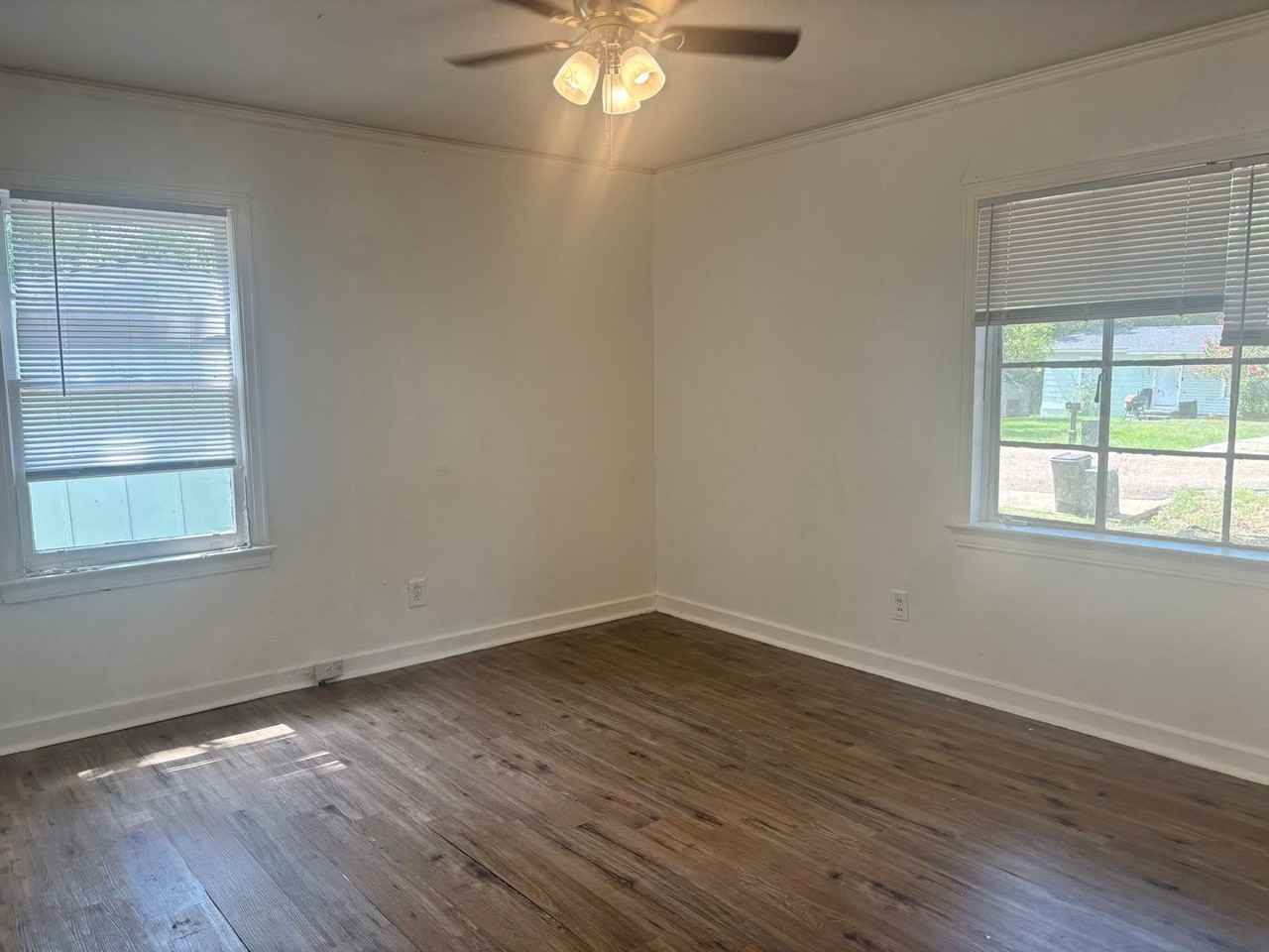 1734 Dixie Dr - Photo 7 of 10
