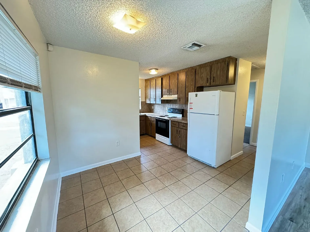 1250 Josephine St - Photo 3 of 6