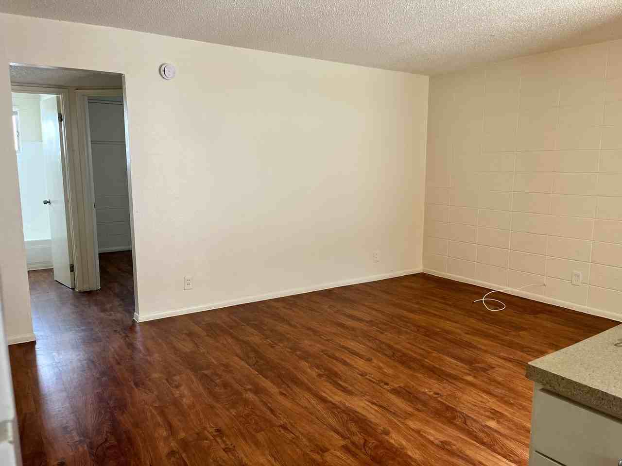 Vista De Catalina Apartments - Photo 4 of 34
