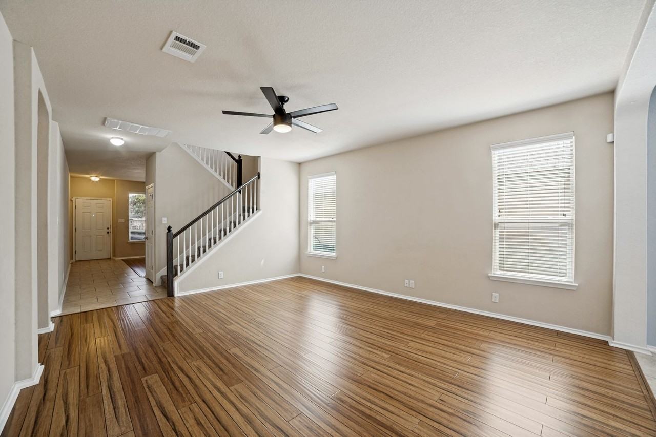 9015 Dusty Run Ln - Photo 5 of 24