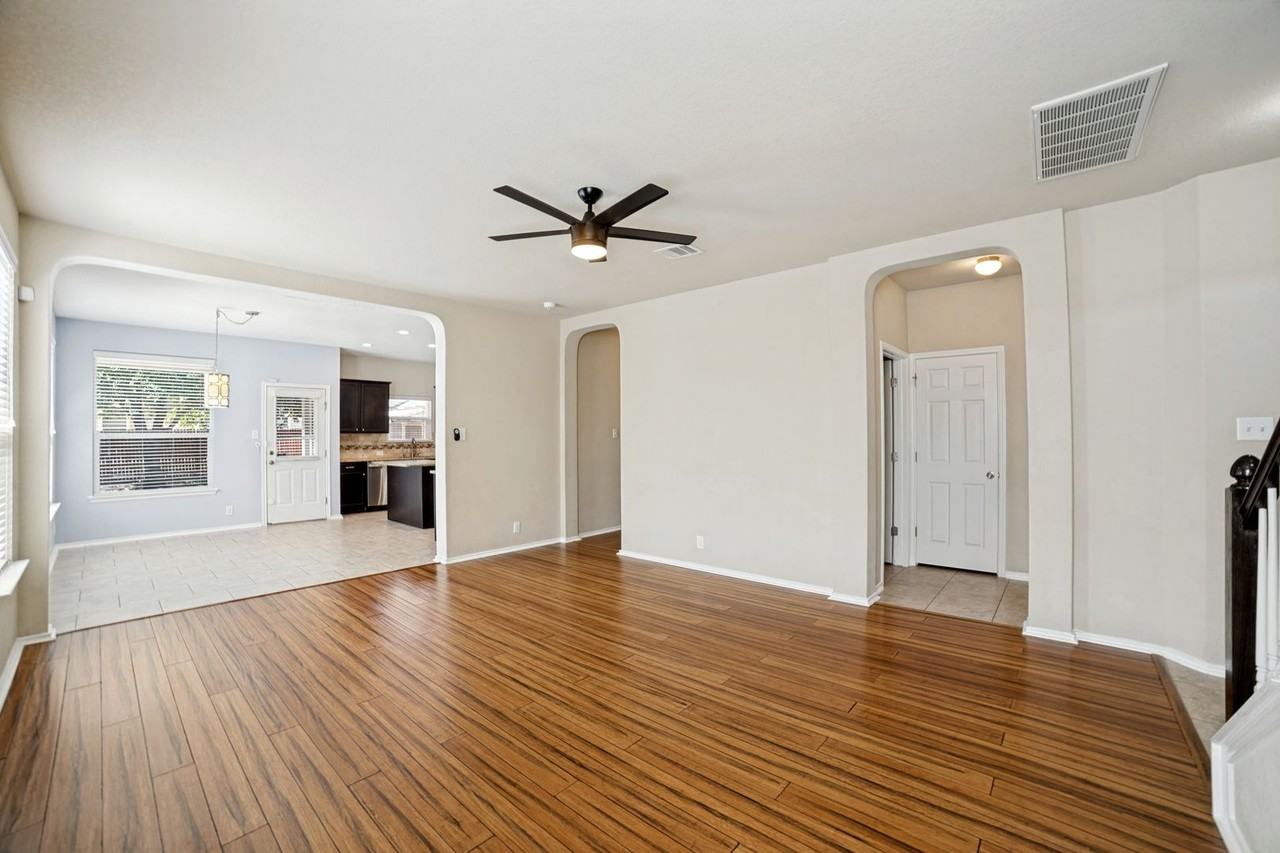 9015 Dusty Run Ln - Photo 7 of 24