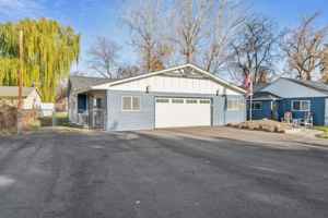 featured image of 4304 W Plum St