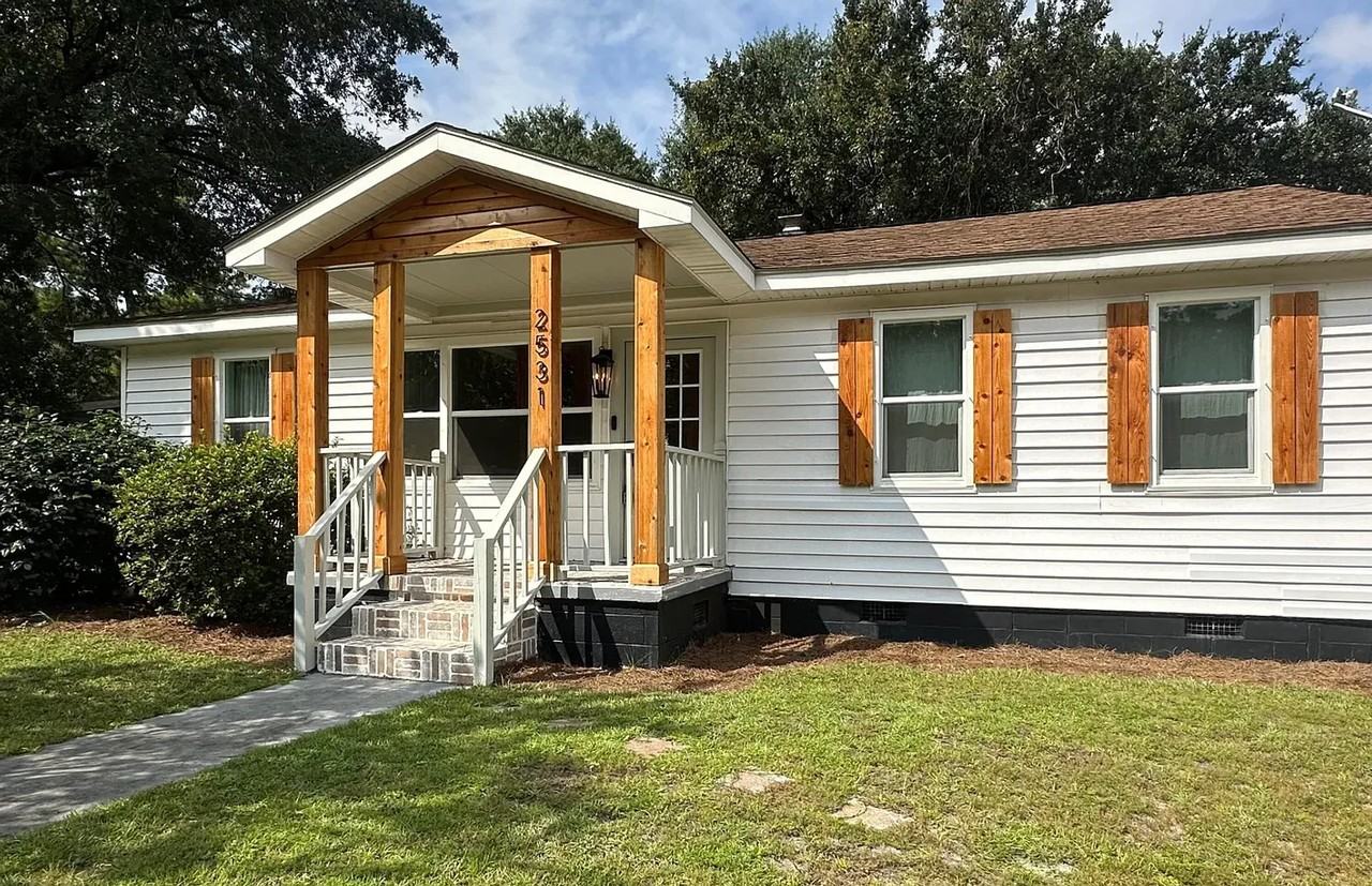2531 Wecco St - Photo 2 of 30