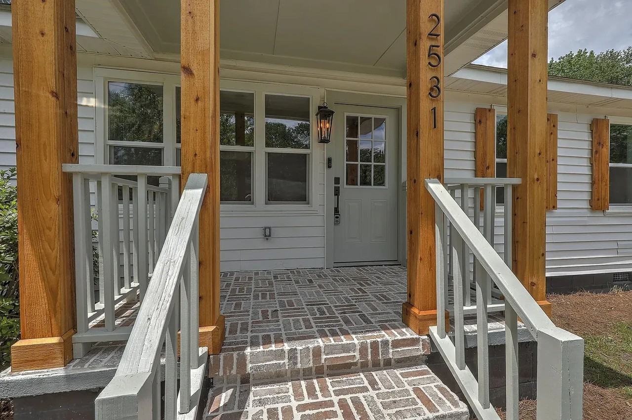 2531 Wecco St - Photo 3 of 30