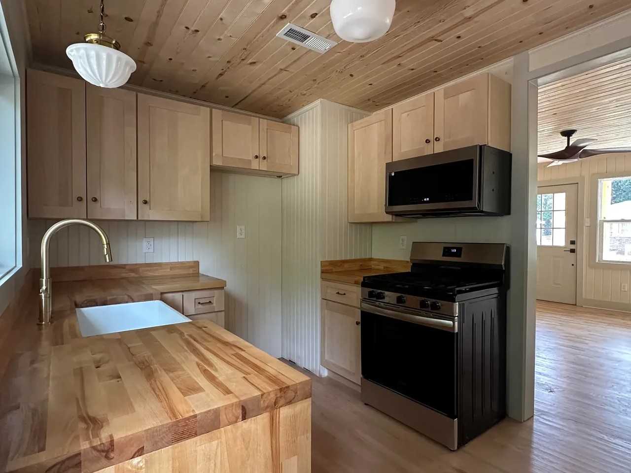 2531 Wecco St - Photo 6 of 30