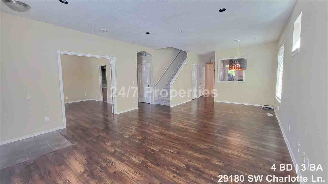 29180 Sw Charlotte Ln - Photo 2 of 21